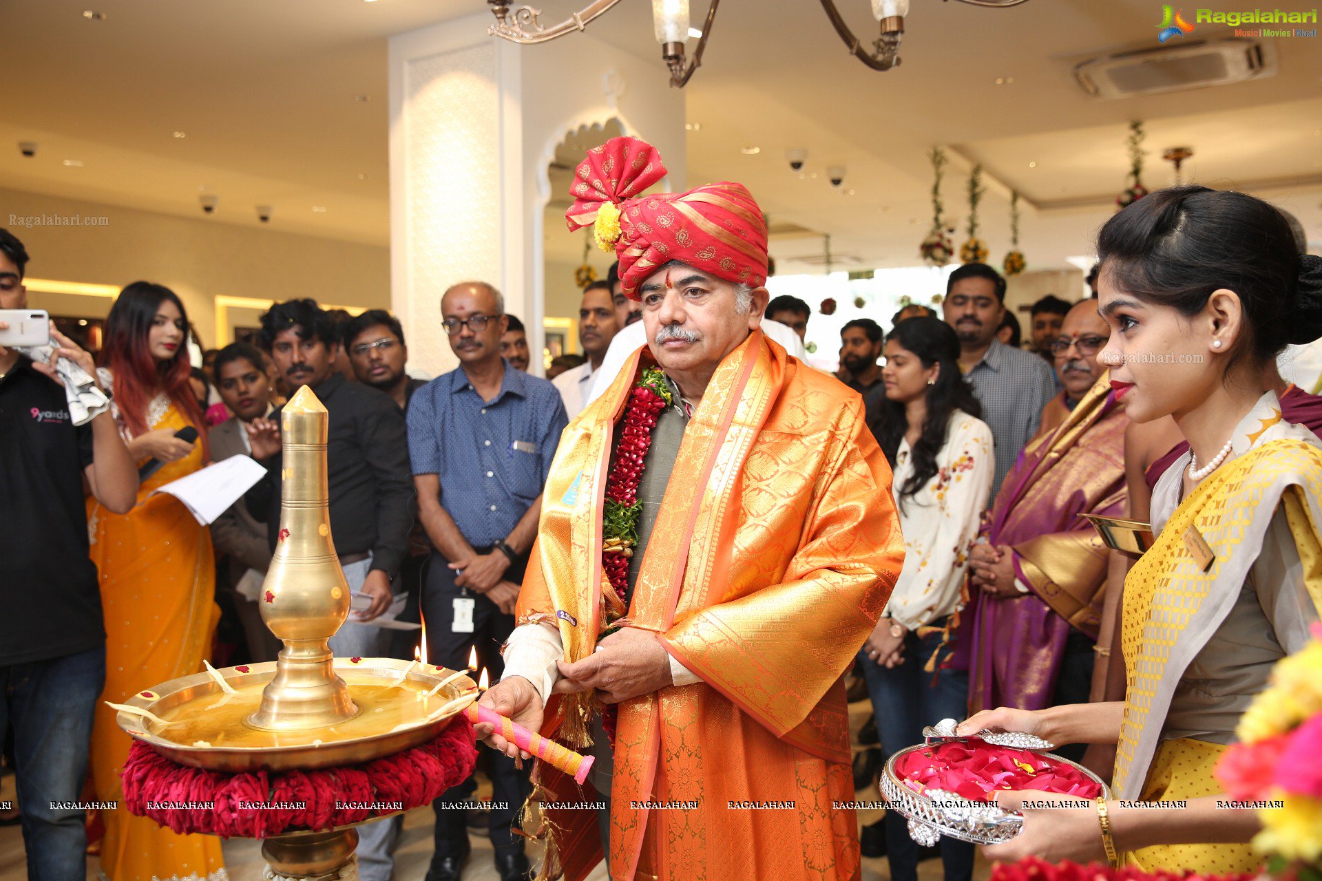 Tanishq begumpet sale