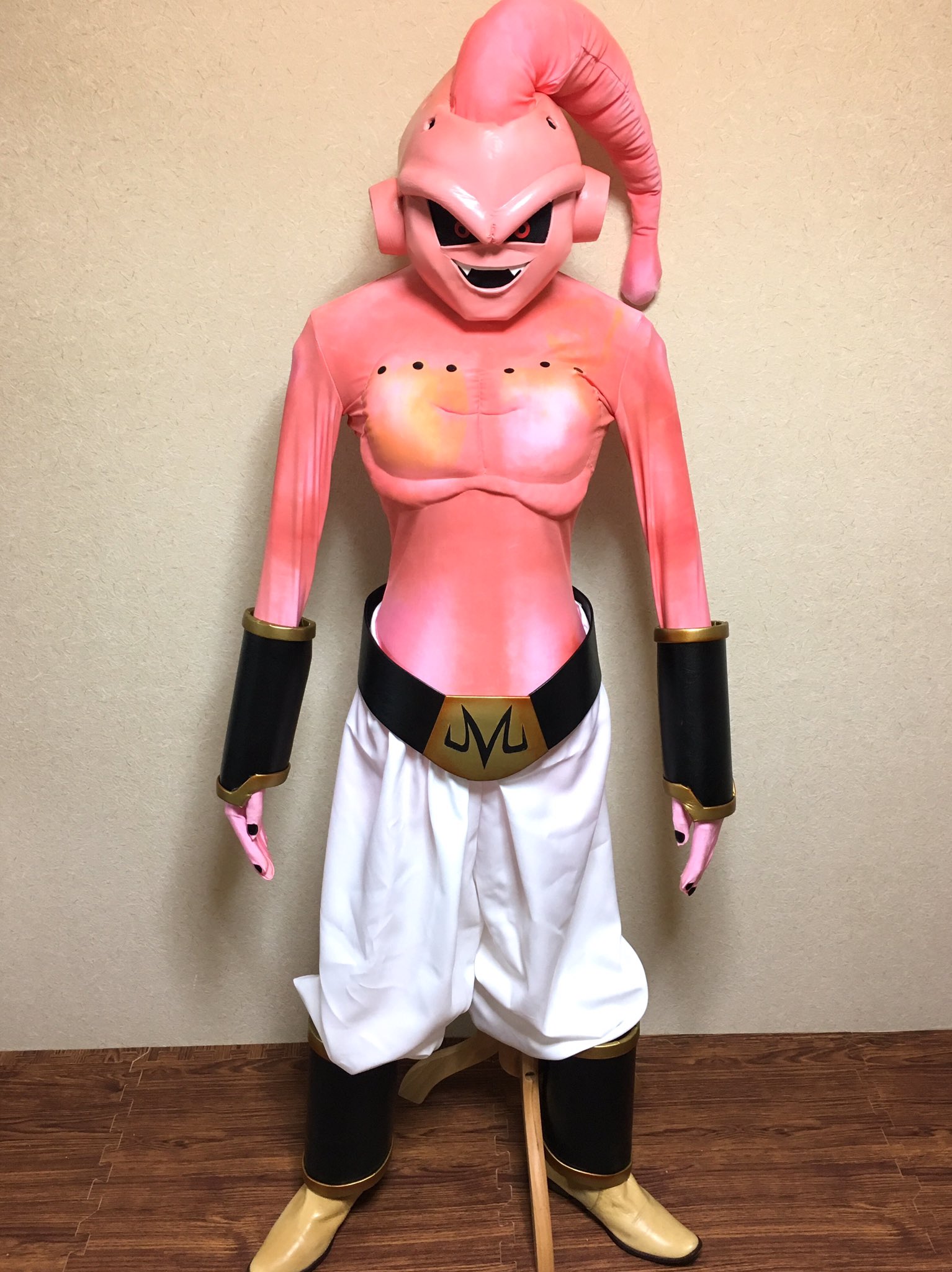 アムロ 夏コミ３日目 魔人ブウ 純粋 のコスプレ衣装完成 C96 アムロ製作所 T Co Wiyxrjsgqd Twitter