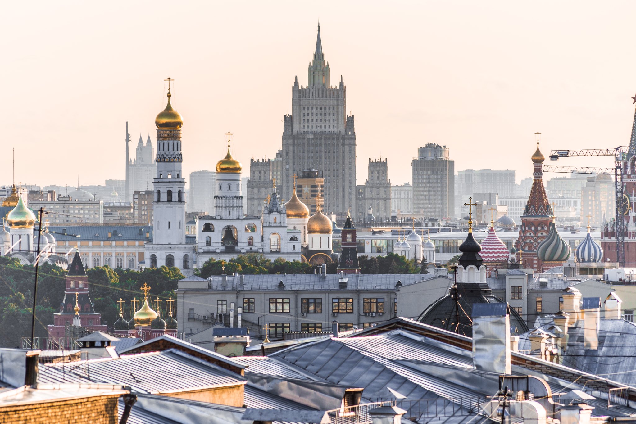 крыши москвы