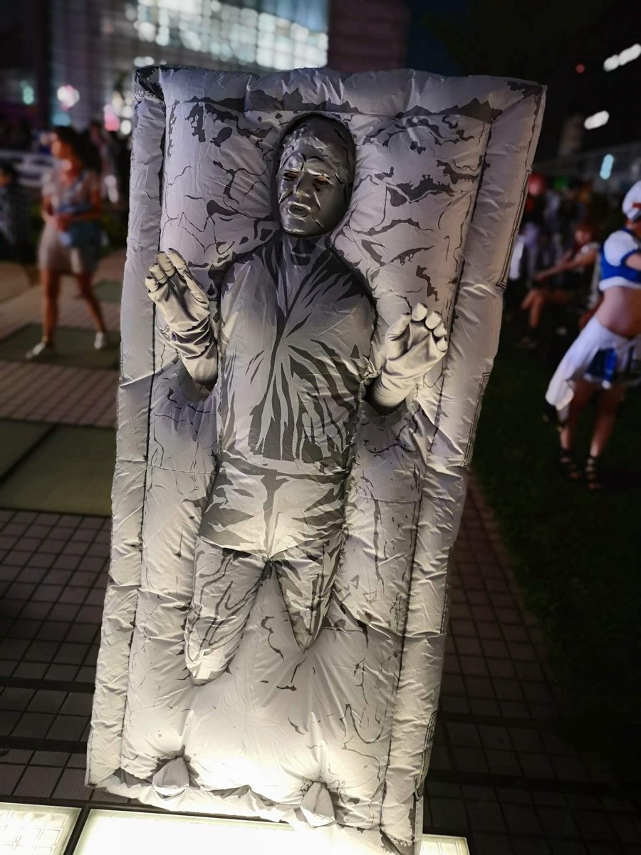 Luke2675's tweet photo. #WCS2019 8/3
#Han_Solo in Carbonite #StarWars
#コスサミ2019 #コスサミ
#オアシス21 #コスプレサミット2019 #コスプレ #cosplay https://t.co/MXppX23fZp