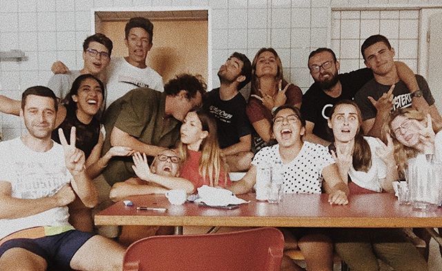 mar_niella's tweet photo. couldn't ask for a better family (alessio is missing) ❤️🇨🇭
thank you for what you have done for frilingue 😂🔝
#switzerland #stifou #miloš #uroš #andy #michel #mariia #anaita #nat #ema #sasha #alexa #olha #cheyenne #alessio #fakeswisscamps #fakearmy #intheoven #omaigot https://t.co/5Ep0xEA9Zp