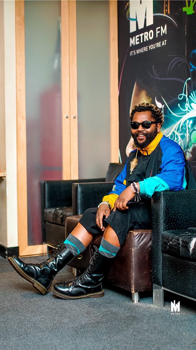 METROFMSA's tweet photo. Weβre talk all things #WomanOfNote with @Sjava_atm #TheBridge https://t.co/wnEUe4rvdX