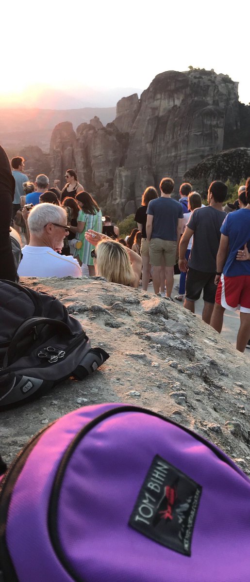 harayablu's tweet photo. .@tombihn Alpha &amp; omega - Alphaviolet Luminary catches a Metéora sunset at Psaropetra lookout (Thessaly, Greece) https://t.co/b76F0SoFjc