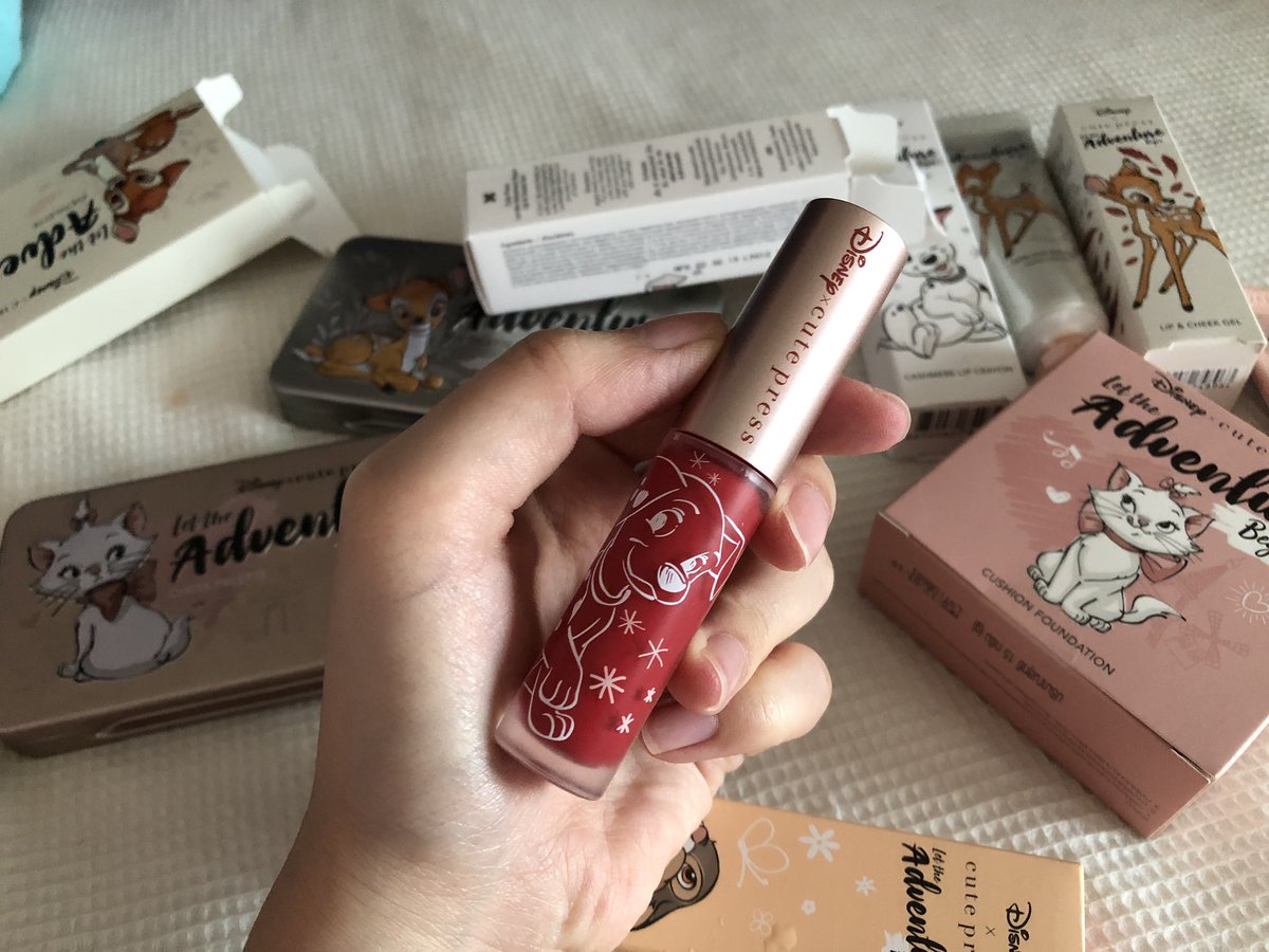 Viviennewonder's tweet photo. แจกกันอีก 1 อัตราครับ Cute Press คอลดิสนี่ย์ บอกเลยน่ารักมากกกกกกก อันนี้ของใหม่กรุบทุกชิ้นเด้อ มาเอาไปใช้คนเดียวเลย แค่ RT + FOLLOW เลยจ้า ประกาศ 20 สิงหาเด้อ https://t.co/0It1JGaLGQ