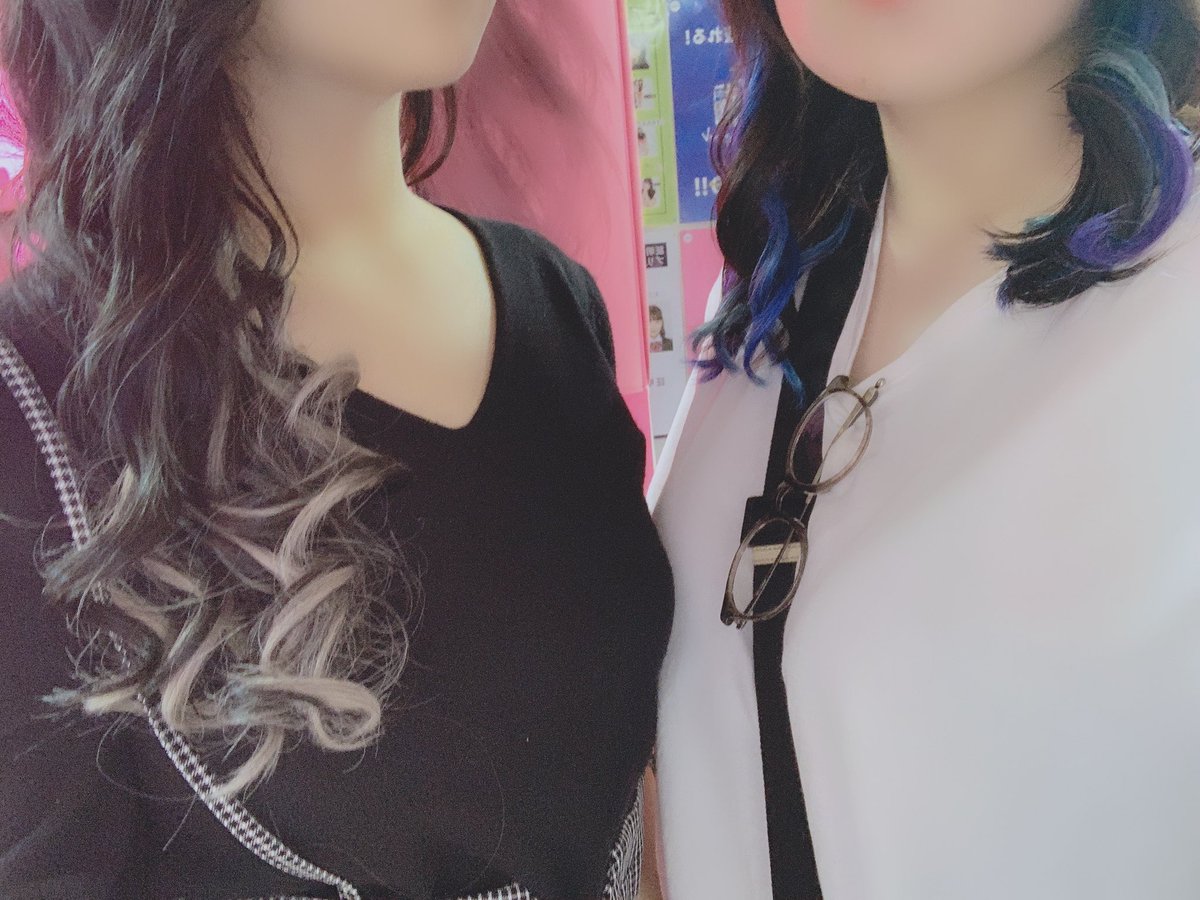 pb_qmx's tweet photo. 友達とエクステした〜 https://t.co/48gmbugALN