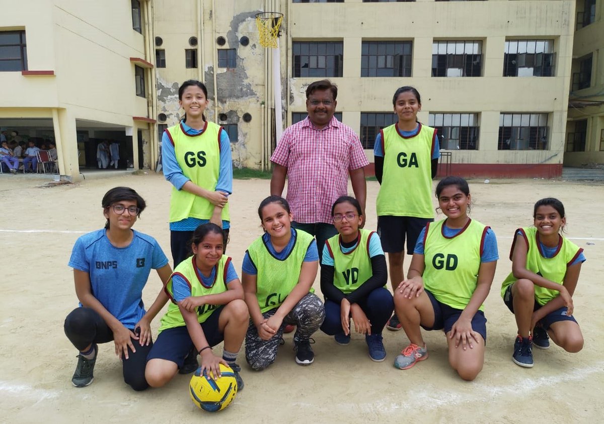 bnpsramvihar's tweet photo. Junior Girls Netball Team Secured 1st place in Zonal Competition.
#BNPS #Netball #netballteam #Delhi #ZonalCompetition https://t.co/ZJuydw4B15