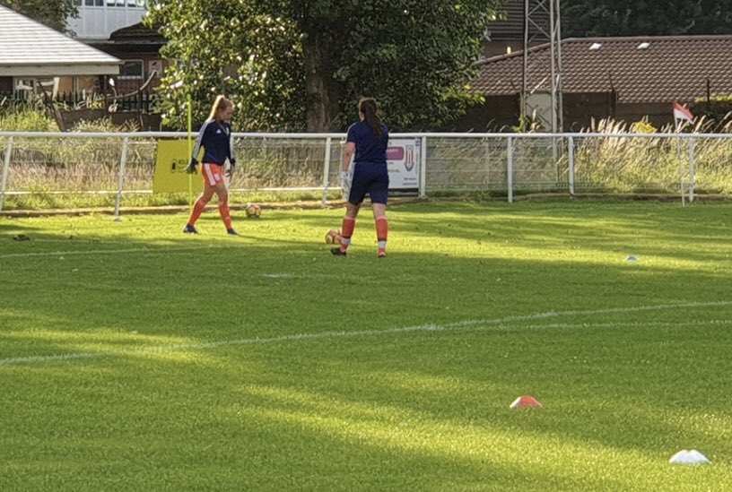 andyelleray's tweet photo. Great test last night against @scfc_women 1st Team for our young @BCFCwomen Academy Team - well done @ImogenMaguireGK and @michaboyess 🧤⚽️🧤 Also thanks to @BCFCRTC GK Katy Hulk for helping with the warm up #GKunion https://t.co/T32E9Mm5vf