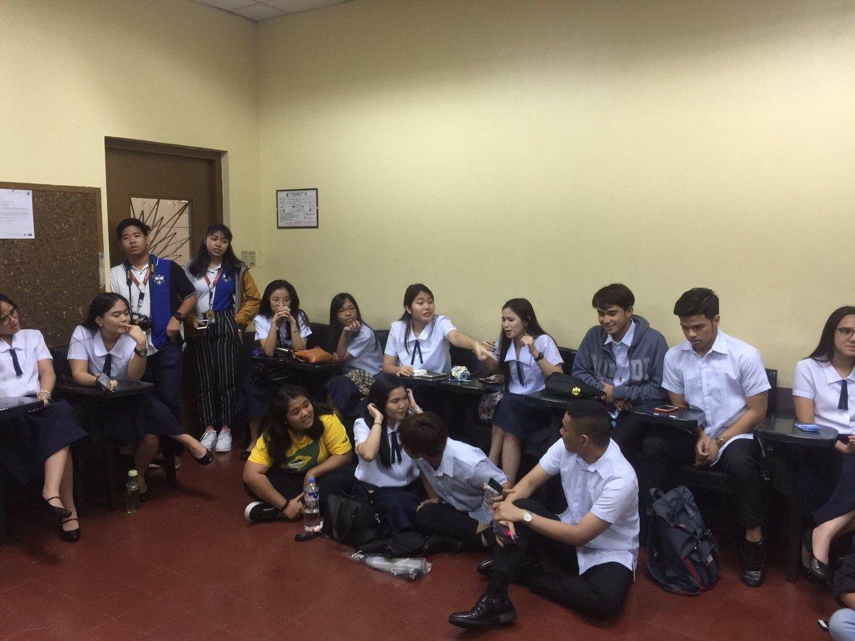 ustcasaofficial's tweet photo. HAPPENING NOW: CASA Freshie Local Orientation 2019.
CASAns are now enjoying an exciting game after the CASA Executive Board and Committee Heads were introduced.
#CASAFreshmenRock
#GrowLouderWithCASA https://t.co/YZ2LIbTyla