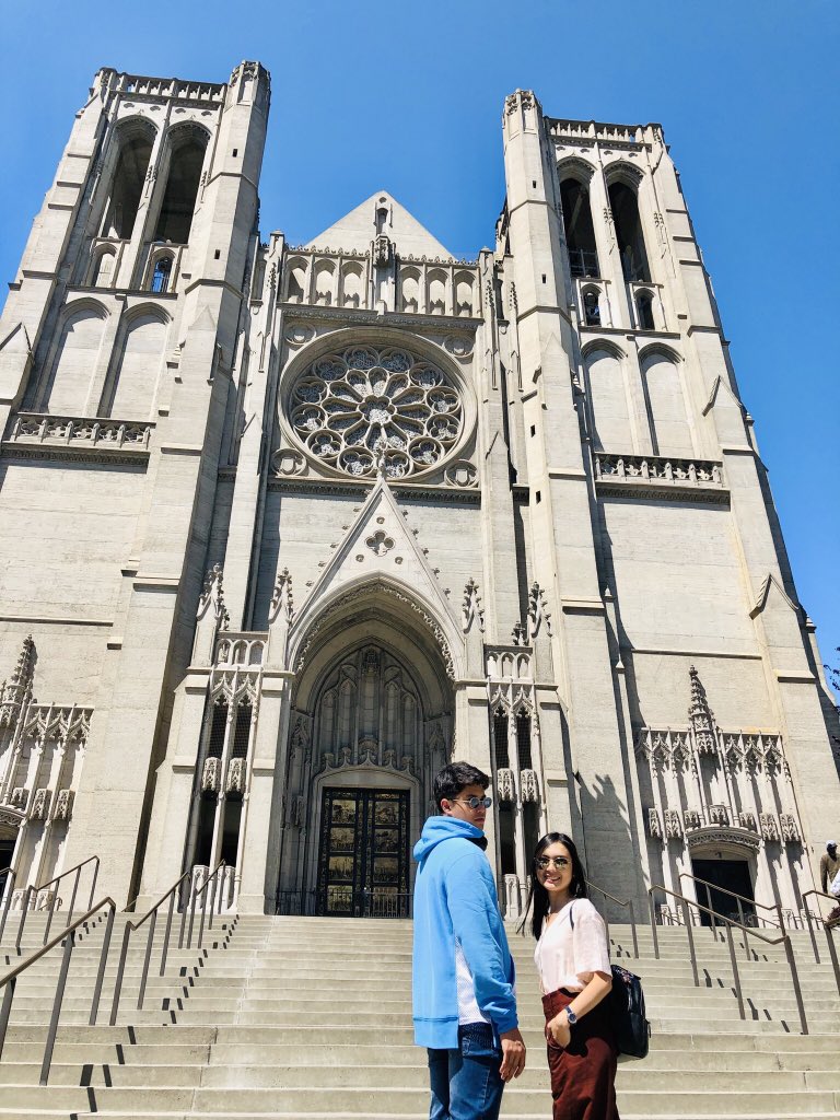 kyle_echarri's tweet photo. Saying a little prayer to thank God for all the blessing he bestowed upon us. 
Our friendship has God in the center. https://t.co/dt0vw9ou53