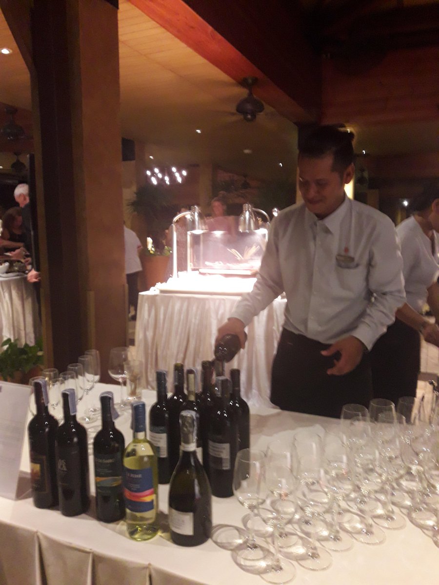 myezyrecipes's tweet photo. Prego Samui wows once again 😍😍 Prego restaurant always comes up with great ideas for get-togethers. 'Banfi Wine Tasting &amp; Italian 🇮🇹 Tapas' was held on the evening of 2nd August.  #prego #italianfood #pizza #winelover #kohsamui #Thailand #dining https://t.co/DPMIu5wJfJ
