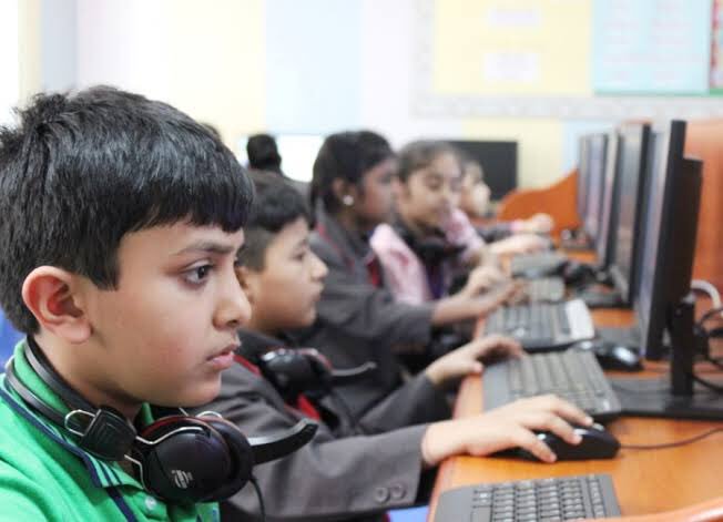 edtechglobals's tweet photo. 21st century skill of digital citizenship is important; to help students to learn, communicate &amp; collaborate safely &amp; responsibly. Schools are embracing technologies; so when students use tech, they must examine the impact of their activity. #EdTechGlobal https://t.co/h25LYVSXLn https://t.co/ucwClMCP9g