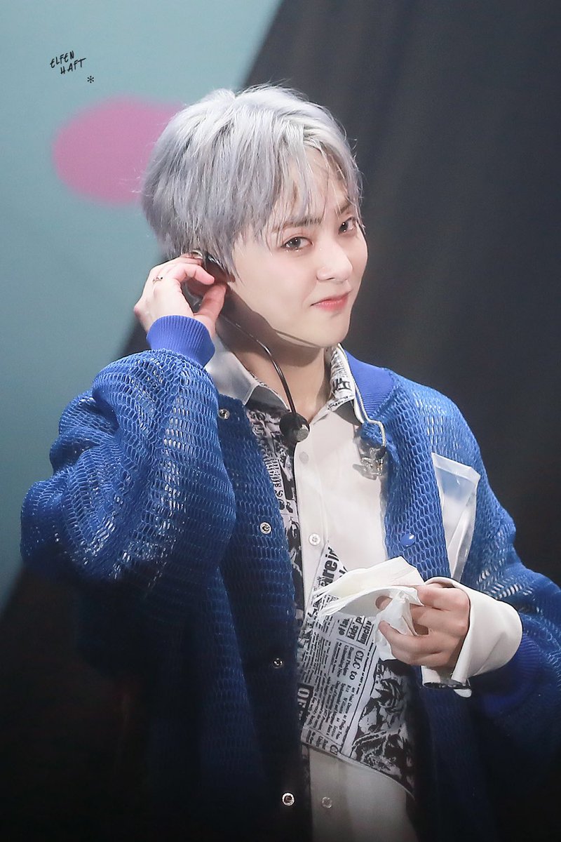 ELFENHAFT's tweet photo. 190504 슈탐 민석이 이 의상 때가 저의 최강 눈물버튼이어서 폴더 열어보기까지 너무 오랜 시간이 걸렸지만 여전히 최강 눈물버튼인 것(ू˃̣̣̣̣̣̣o˂̣̣̣̣̣̣ ू) 오늘도 보고싶은 민석 사랑해 

#민석시 #시우민 #XIUMIN #秀珉 #金珉锡 #민석 #EXO @weareoneEXO https://t.co/OkbzdbKWhy