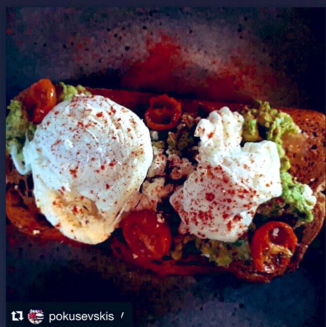 Pokusevskis's tweet photo. #Breakfast #HeatonMoor #TheHeatons #ShawRd https://t.co/m7KOv4pgDW