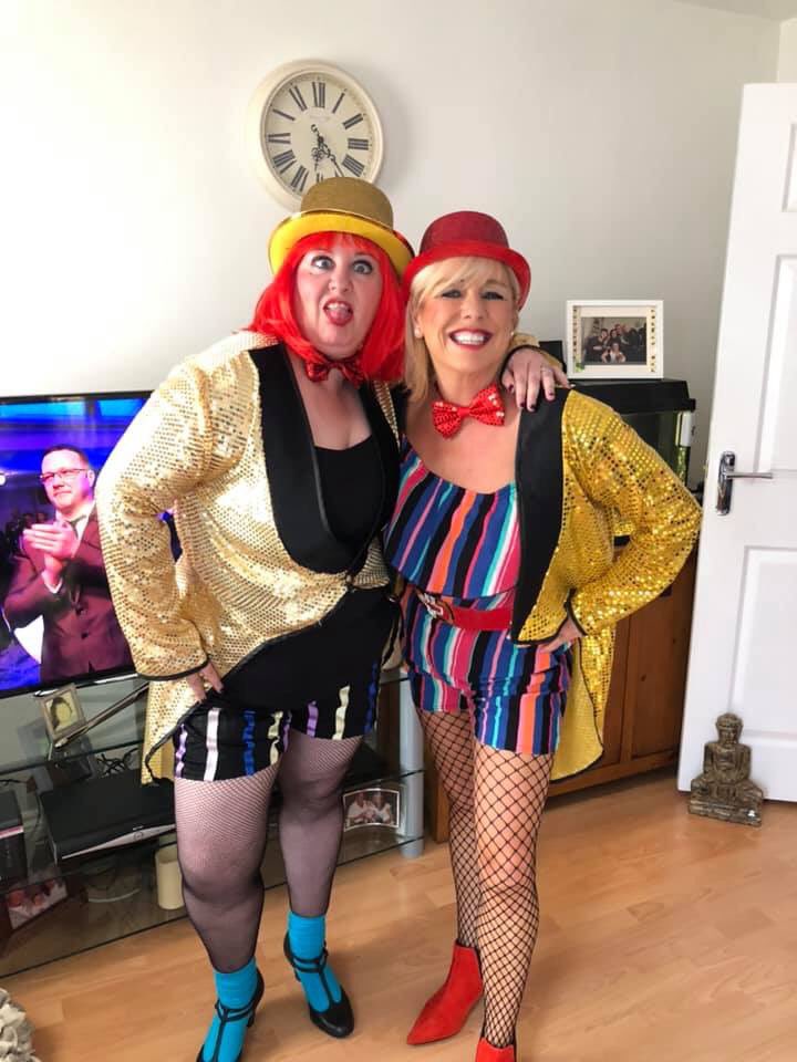TraceyTrakk's tweet photo. Another cracking night at @rockyhorroruk @lavercombe outstanding again as Riff and @MrDuncanJames brilliant as Frank #letsdothetimewarpagain https://t.co/ifNRUFnywi