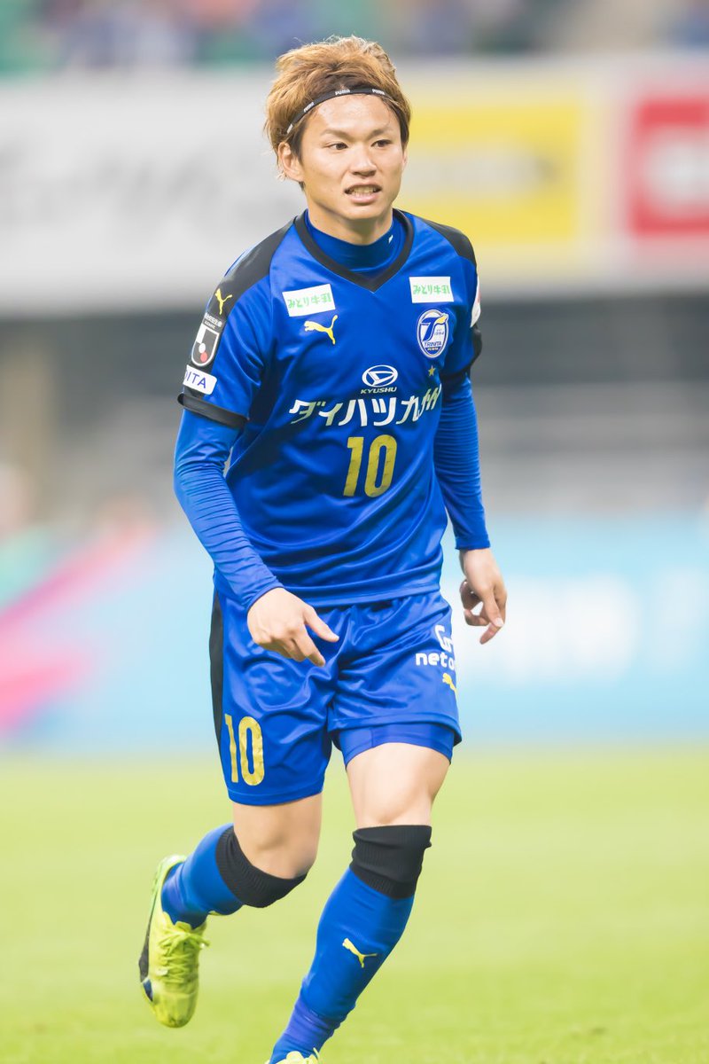 大分トリニータ Oita Trinita V Twitter 大分トリニータ 藤本憲明 選手が ヴィッセル神戸 に完全移籍することになりました 今後も藤本選手へのご声援をお願いします トップチーム 本人コメント他詳細は T Co 0iihawelix