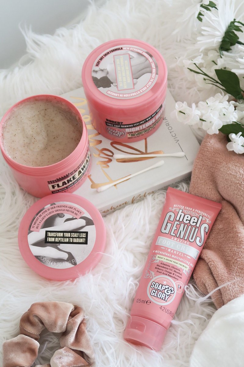 itslaurenvic's tweet image. *gifted item

NEW - 3 classics from @SoapandGlory 💫

buff.ly/2MF5e46

@sotonbloggers @allthoseblogs #SmallBloggers_RT #bloggerstribe