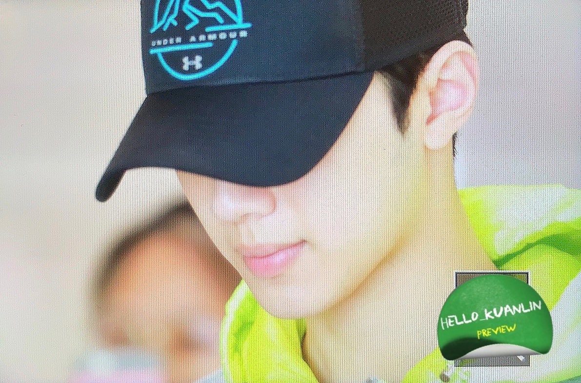 hello_kuanlin's tweet photo. 190807 GMP #라이관린 #賴冠霖 #Laikuanlin #wannaone2years ❤️❤️❤️❤️❤️❤️❤️❤️❤️❤️❤️ Dear Baby💕 https://t.co/V0Y76JvpDj
