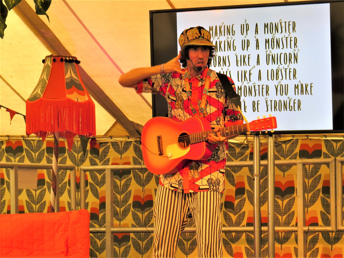 pelicanpost's tweet photo. @sam_gayton -didnt realise how colour co-ordinated you were with #literarytent at @CampBestival. Tx for all your support over weekend and hope family enjoyed it as much as we enjoyed looking after team Gayton.  Best of luck with #thelastzoo @AndersenPress #childrensbookawards 👍 https://t.co/vrRJiWYZAB
