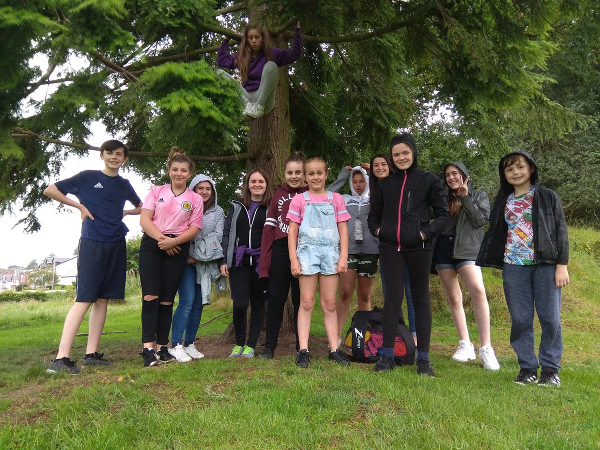 RachelYsortit's tweet photo. What do we do when torrential rain starts mid session? Hide under trees! 😂
Over 20 young people enjoyed cheese &amp; ham toasties by the campfire in Christie Park last night 😍 
Fun activities, good food &amp; great chat! #summer #fun
@ysortit @JayYSortit1 @GillianYsortit @LauraYsortit https://t.co/kWf0R3PWBS