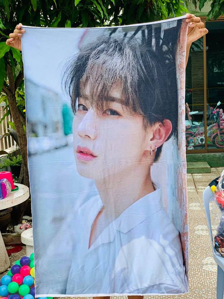 Ploysudee's tweet photo. RT ผ้าเช็ดตัว 🎀ปกติ350 ลดเหลือ200 
ส่งลทบ. 30 ems50
🎀ทำ5-7วัน สกรีนได้ทุกลาย
🎀70x110cm

แอดไลน์ suploy22

#got7 #got7mark
#got7inbkk #got7_eclipse #got7thai #got7th #got7thailand #amarithaikong #marktuan #marktuan #markbam #jacksonwang #jaebum #jark #kps_idol_shop #kpop https://t.co/jxAC1Jq3p6