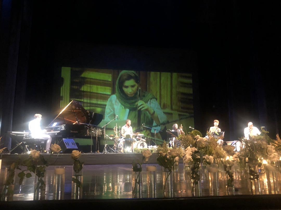 ItalyinIran's tweet photo. Sweet Persian rhythms and melodies with an Italian touch last night at the #VahdatHall in #Tehran.
Great performance by Giuseppe Doronzo at the saxophone, in an acclaimed concert with #Iranian and international musicians.
#Iran https://t.co/trUiPcrNTi