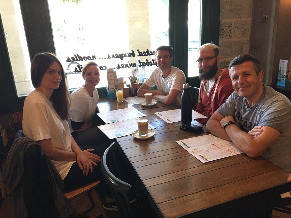 EquisoftUK's tweet photo. Theyโre ready to go!!! Wishing our @AltusLtd team a great community #volunteering day! #Bath #BathLock https://t.co/qOEjrJhslz