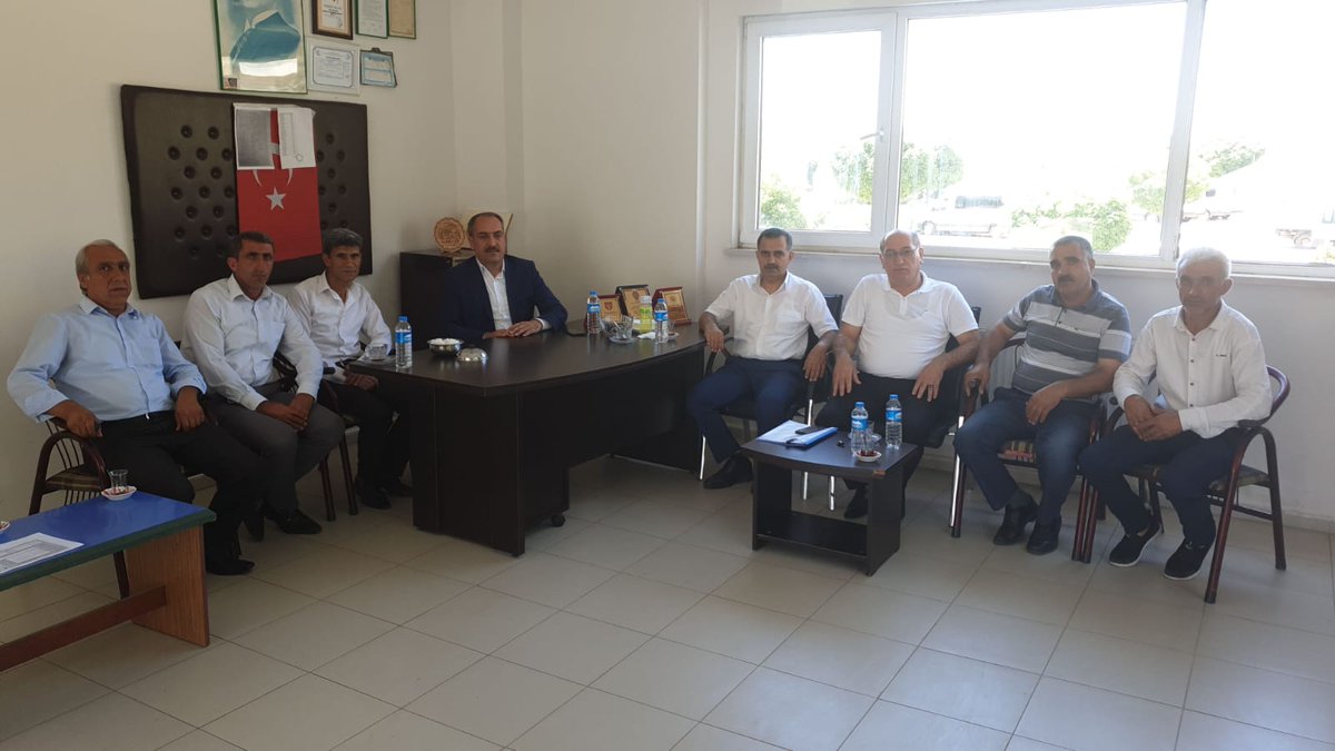 ticilbingol's tweet photo. Bingöl Valiliği 2023 Bingöl Vizyonu çerçevesinde; Ahilik kültürü ve kooperatifcilik projesi ile esnafimızı ve kooperatif işletmelerimizin bilgilendirilmesi planlanmaktadır. Temmuz ayı içerisinde ilçelerimizde bulunan tüm kooperatif işletmelerimize bilgilendirme ziyaretleri yapldı https://t.co/MgshjIwrZJ