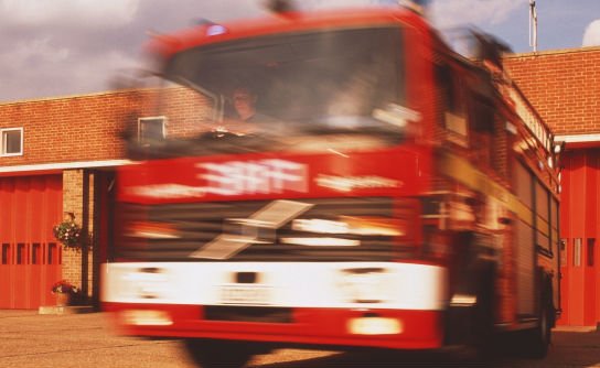 "Don't put petrol on fires" - South Yorkshire Fire Service warning after Doncaster man is seriously burned: bbc.in/2yUAc0l