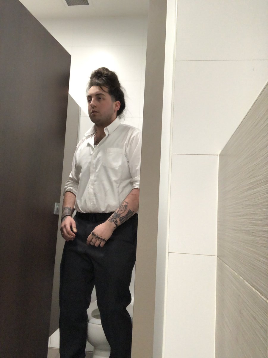 worsethandead's tweet photo. @kaegansucks sit down, drank
stand up, drank 
pass out, drank
wake up, drank https://t.co/Q7cQAGGF5b