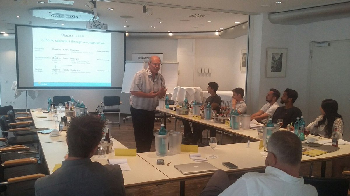 Wie verkaufen #Zebras ihre Idee? Indem Sie echtes Interesse am Gegenüber zeigen und einen #CommonGround für eine vertrauensvolle Geschäftsbeziehung bilden. Toller Workshop mit Klaus-Peter Meier zum effektiven Verkaufen und der Erarbeitung einer nachhaltigen #Strategie. #startups