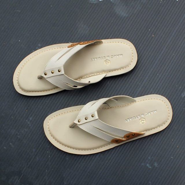 Leather Sandals Ardian in Cream
Rp 298.000,-
New Arrival

marc-stuart.com

#marcandstuart #flatsandals #sandalbagus #sandalpriabranded #sandalpriakulit #jualsandalpria #sandalkulitsapi #sandaljepitpria #sandals #sendalkulit #sendalfashion