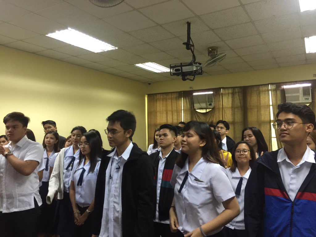 ustcasaofficial's tweet photo. Freshies βwerkβ their way through the steps as the CASA Footworks teach them some grooves.
#CASAFreshmenRock
#GrowLouderWithCASA https://t.co/UlHCa4z9Ko