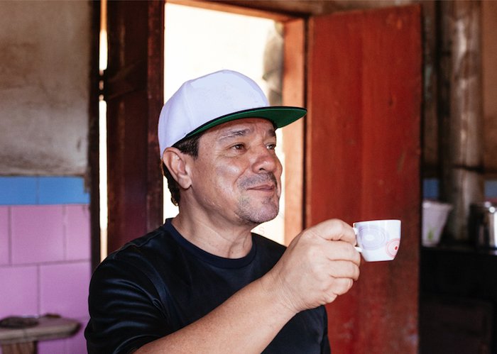 PactForBusiness's tweet photo. Meet Marcus: old friend, talented coffee farmer, and proof of how coffee can be a force for good. https://t.co/U8K9jFUL16 
#MakeCoffeeAForceForGood #Chapada #BrazilianCoffee #SingleOrigin https://t.co/jI2YNqoV6W