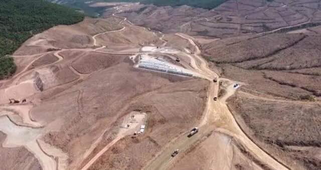 Myigit631's tweet photo. #AlamosGoldCanada 
Tek ağaç kesilmeden yapılan Capiliano köprüsündeki Kanada ve Kazdağlarını talan eden Kanada ...!!!
Hanginiz gerçeksiniz...?? https://t.co/84D7ul6R3x