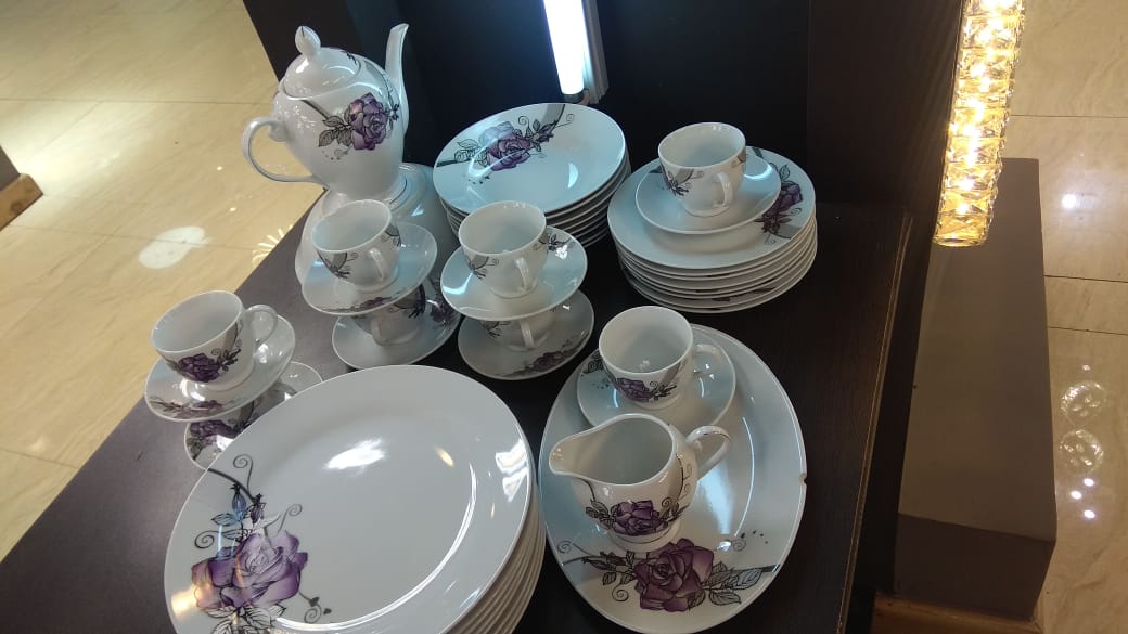 IshiVentures's tweet photo. SPECIAL OFFER!!!
TEA/COFFEE COCKERY
47Pc set
Ksh.5500.Kindly Call/Whatsapp us on ๐ฒ 0771994092 #ruracio #weddings #crockery #crockerylove #crockeryhire #crockeryunit #crockeryset #crockeryporn #cups #saucers #sideplates #teapots #hotels #home #office https://t.co/ibDnHpAQKd