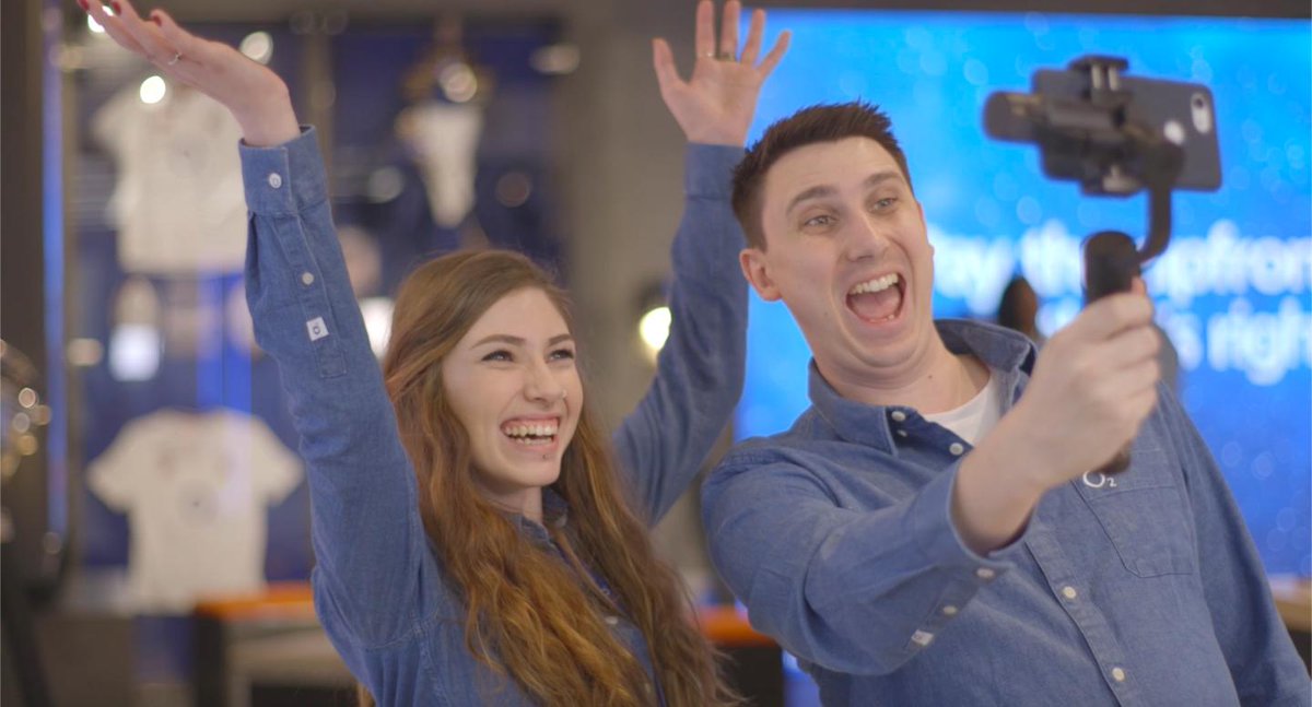 O2Careers's tweet image. We want to help you keep your children #SafeOnline. Book an appointment with one of our instore #O2Guru's who can give you some tips on how to do just that. #O2StaySafe