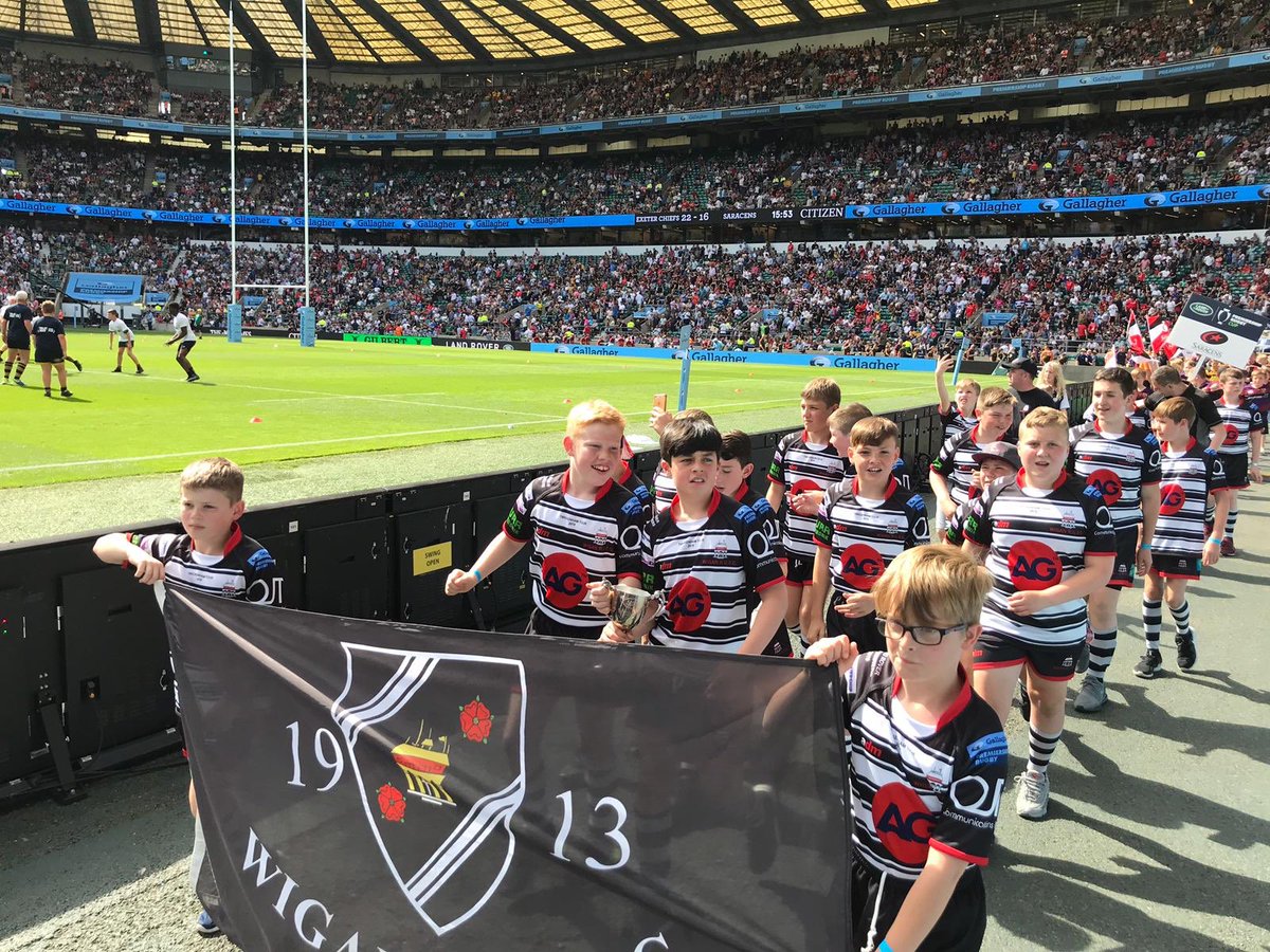 AndertonGables's tweet photo. Carrying on #EventsWeek. Here's another chance to see our @AndertonGables rugby shirts on display at @Twickenhamstad! Very proud day.
#Rugby https://t.co/uubKMbTUBa