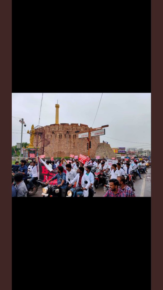 PriyaHarshitha3's tweet photo. While we treat the injured,thanks for adding to the glory of India making us bleed on roads!
#IncredibleIndia
#SayNoToNMCbill 
@PMOIndia https://t.co/AXvse1sDkn