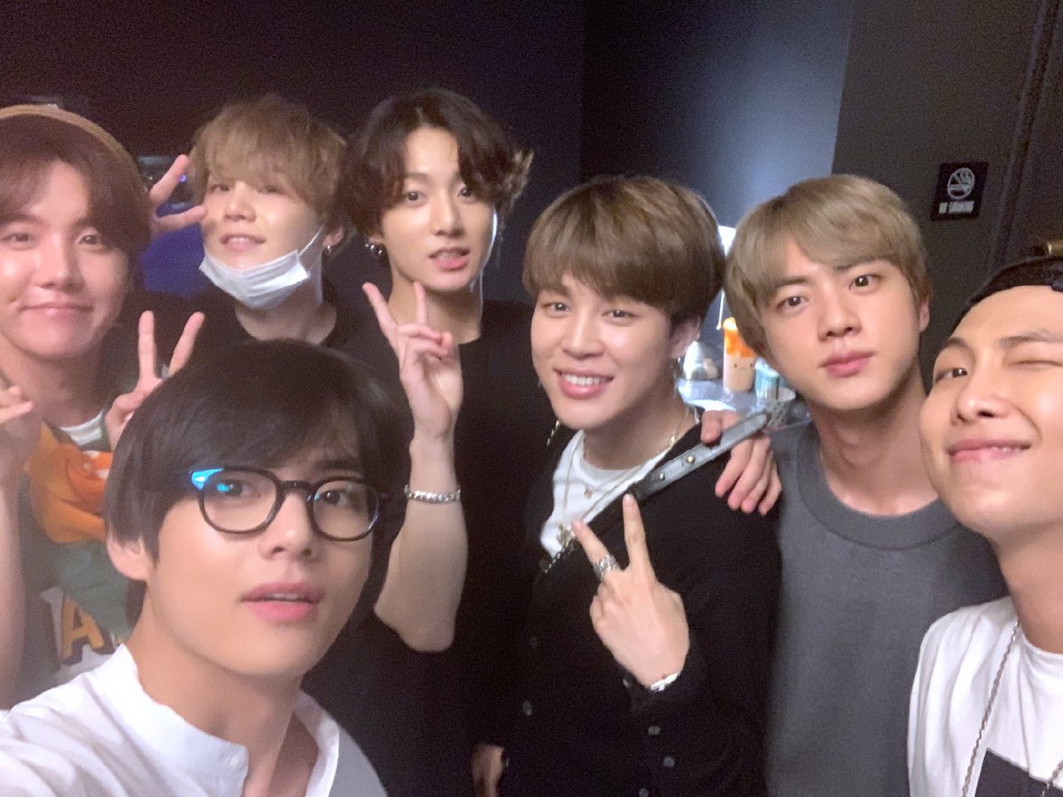 190807 防弾Weibo [#本月的BTS#] 没有鹊桥 也已经是彼此心中的银河