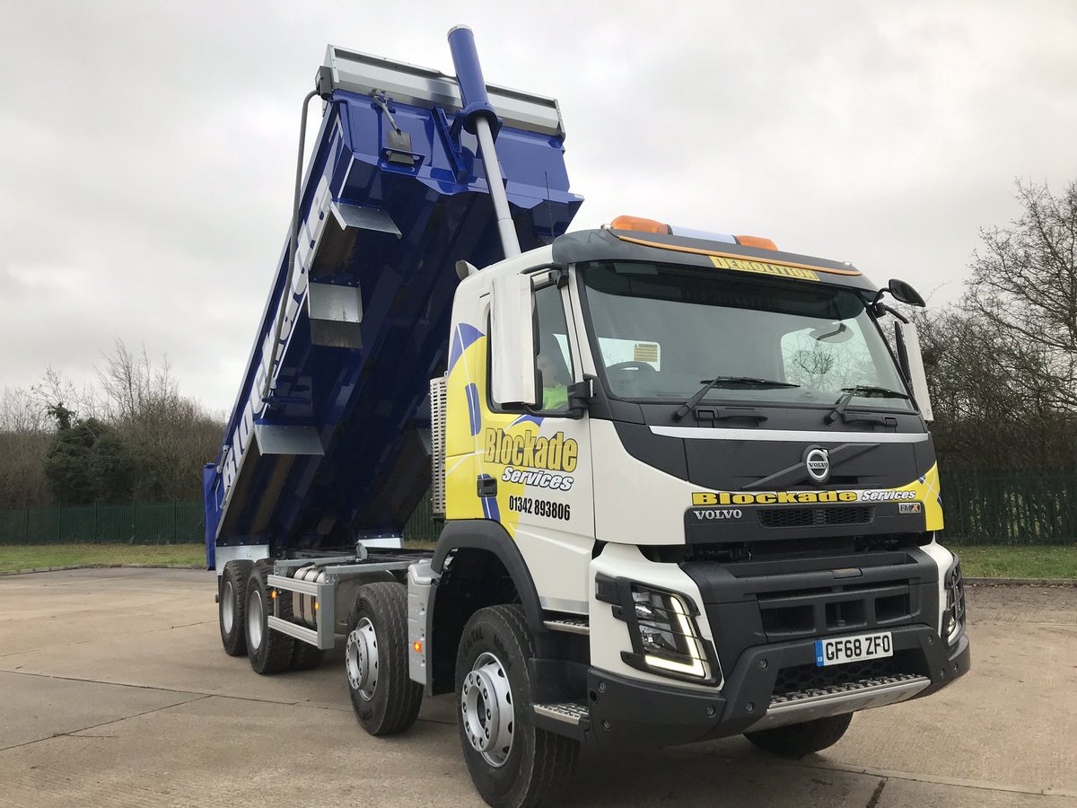 BlockadeServic1's tweet photo. Holiday cover tipper drivers required for regular work.temporary work tailored to you. Drivers must have tipper experience and hold a current drivers CPC card. Call our transport team on 01342 893174 for more information #tipperdrivers #jobs #holidaycover #regularworks #callnow https://t.co/zO38lCcE4W