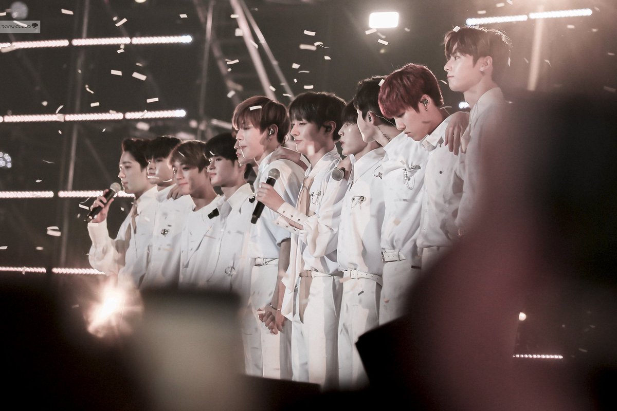 PARKWOOJIN_FR's tweet photo. #우리워너원_이주년_축하해
#TwoYearWithWannaOne
Déjà 2 ans... 💕 https://t.co/QrepuwhcoX