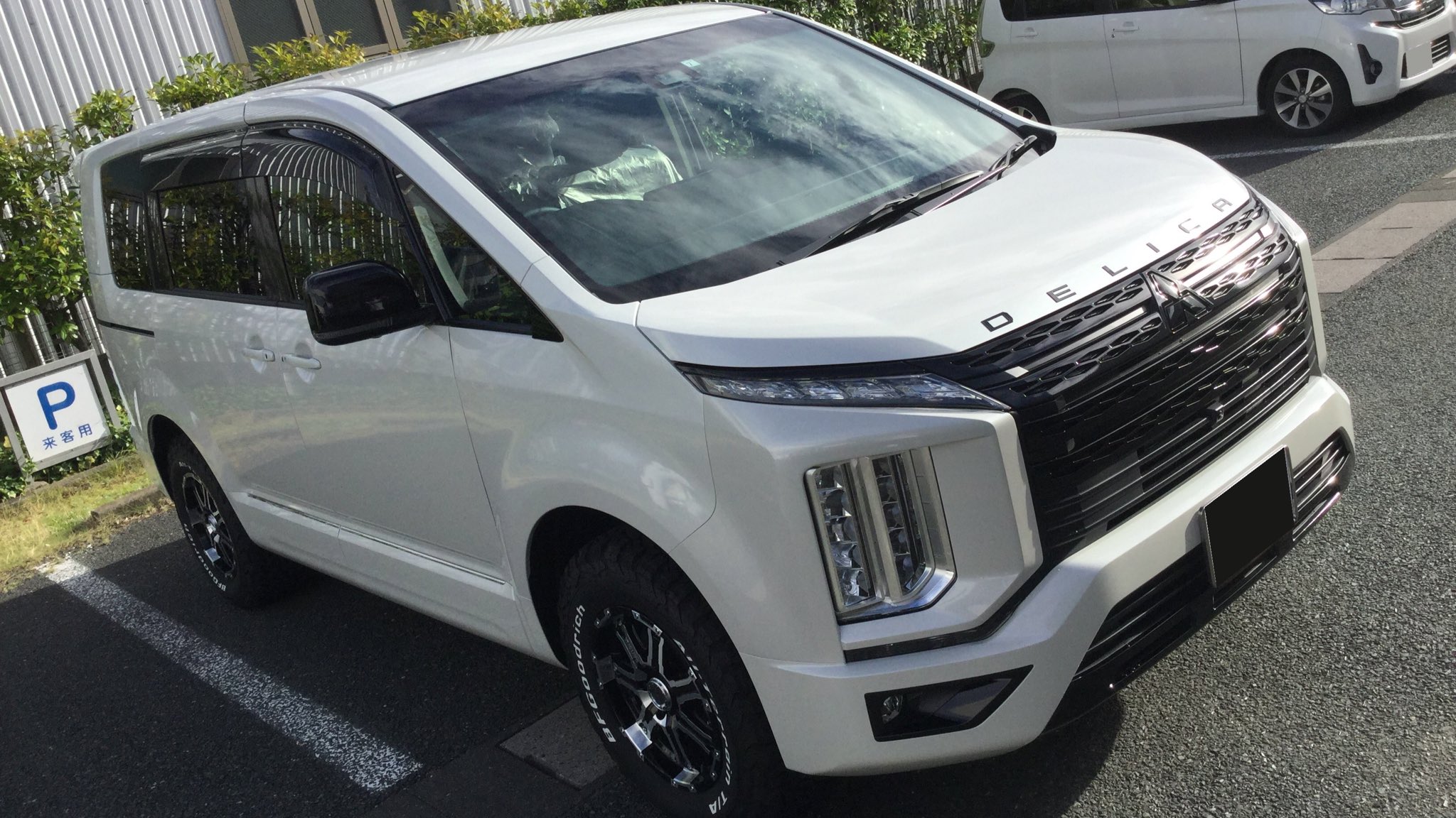 た*こ様 三菱 デリカD5 グリル 新車外し 三菱 【M's】 デリカ D:5 CV1W (2019/2-) M'z SPEED CROSS LINE