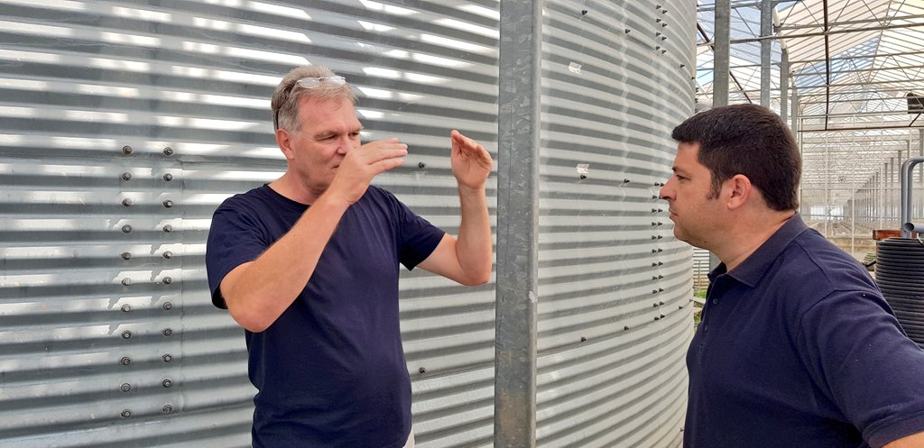 DKG_Consulting's tweet photo. #GroSens multisensor system evaluation on site at @AgritexEnergySA glasshouse .Warm thanks to @IoannisGian @KCholidis @Grodan @MyUltraLife @E_Drimtzias @IQcrops https://t.co/tSn3eaC8QC