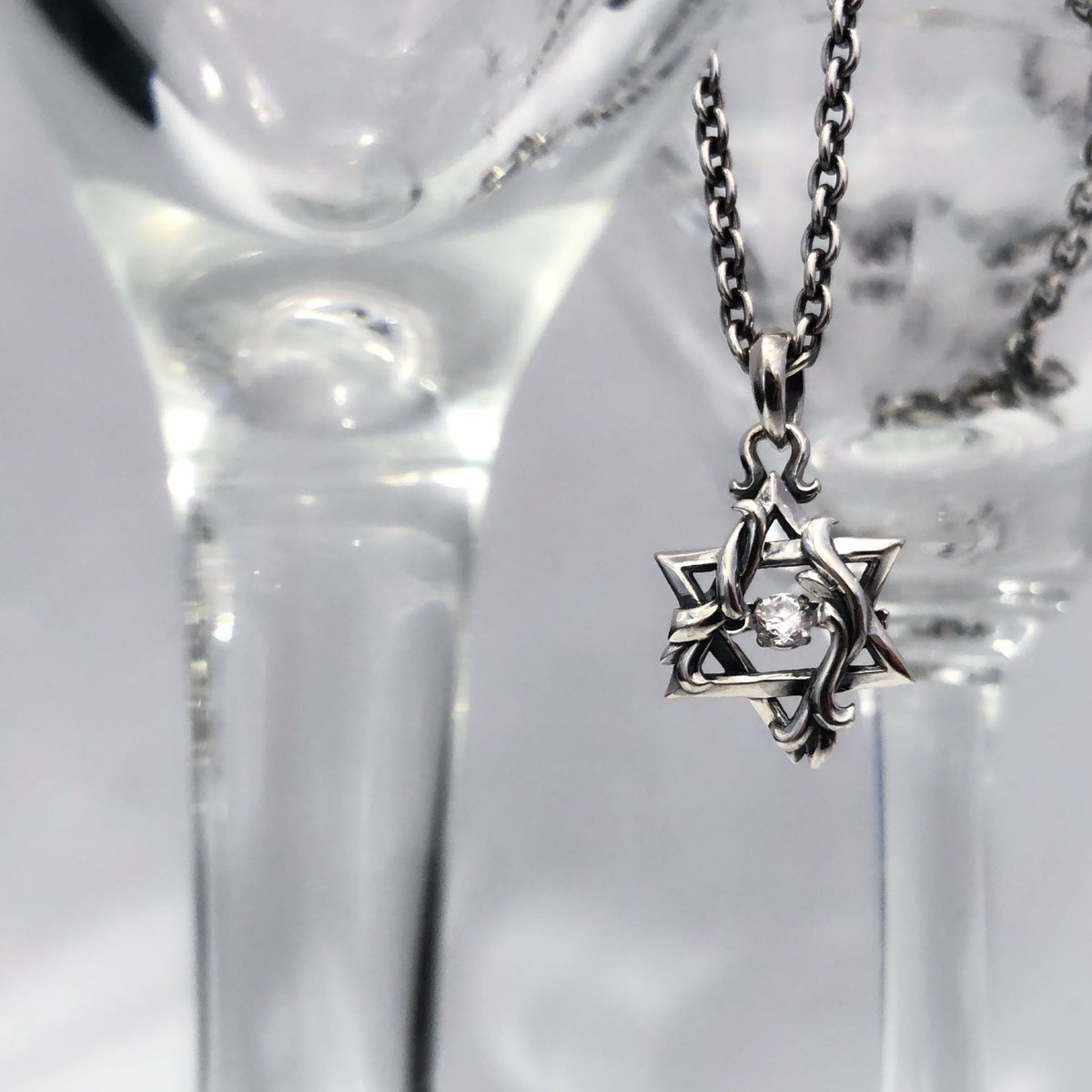 DEALDESIGN925's tweet photo. HEX STAR : DS ¥15,000+tax
#dealdesign #silver925 #silveraccessory #accessory #silveraccessoryshop #hexstar #star #stone #dancingstone #ladies #mens #unisex
https://t.co/MC7sVHohD8 https://t.co/OtYodgV7P3