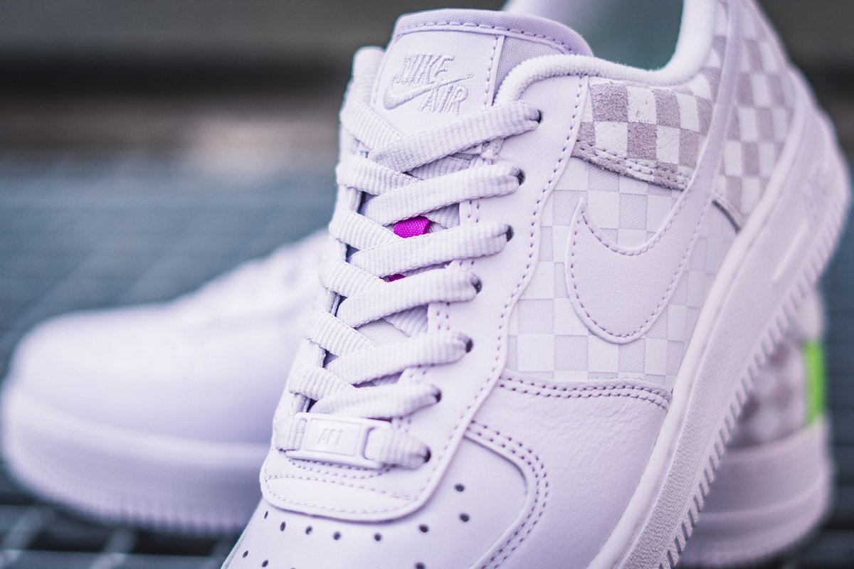 nike air force 1 barely grape