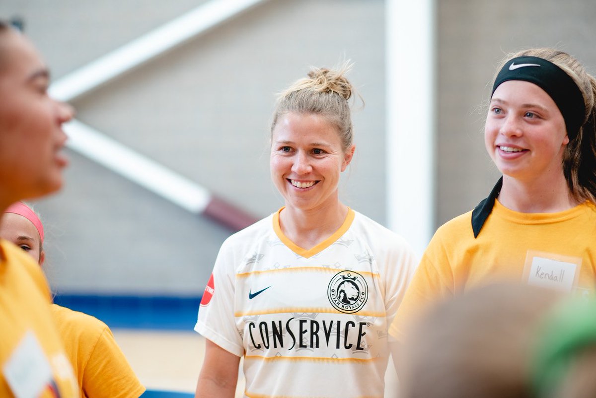 GoalsForGirls's tweet photo. Today we had sessions on identifying positive mentors, encouraging those around you, showing empathy, and lots of amazing on the pitch soccer training. Thanks @UtahRoyalsFC for inspiring us! Good luck tomorrow! We’ll be cheering you on! 🗣 #MakeWay19 https://t.co/IJE8MaWsLT