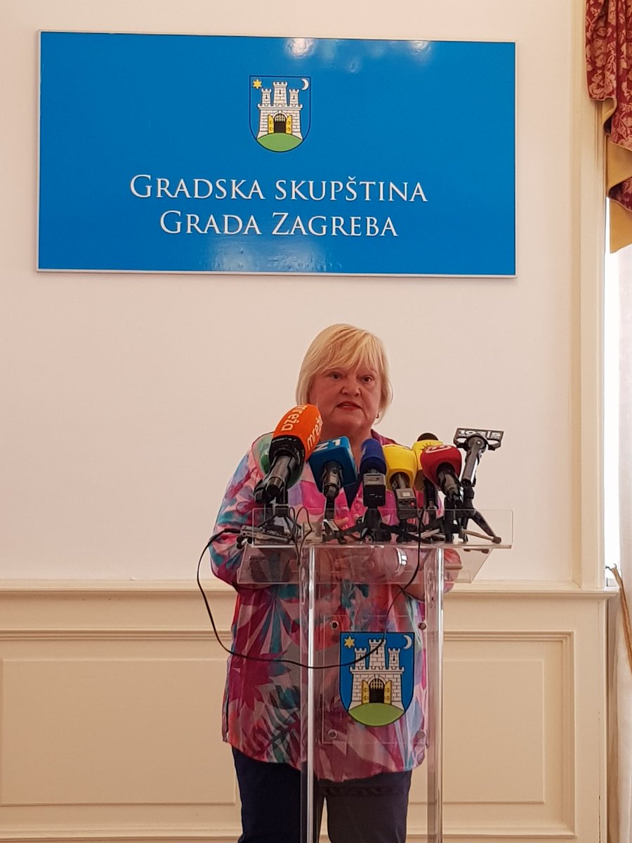 StrankaGLAS's tweet photo. @anka_mrak o izmjenama i dopunama GUP-a Grada Zagreba: "Gradonačelnika Bandića ne zanima što građani misle o GUP-u jer je javnu raspravu stavio u vrijeme kad u Zagrebu ima samo koreanskih turista." https://t.co/nmIK4yAiRQ