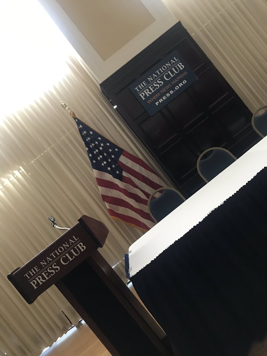 makeupbytaibah's tweet photo. Working at The National Press Club in Washington DC #changinglives https://t.co/1O30vjgTim
