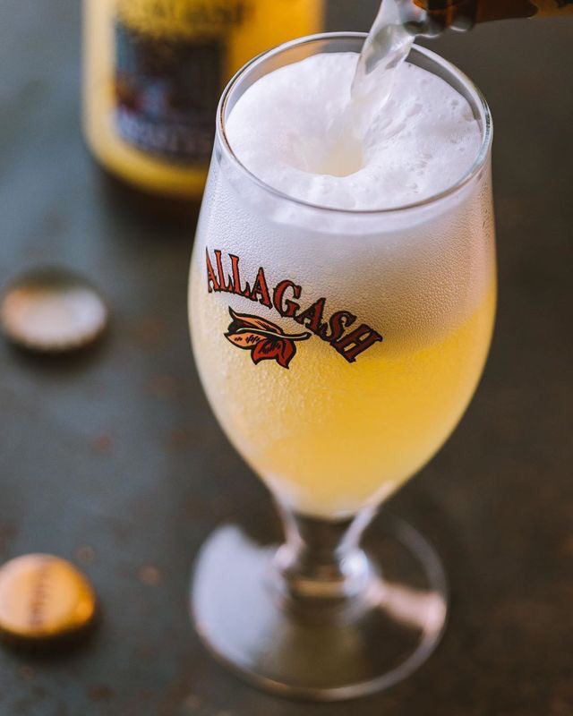 The Pickled Pig now has <a href="/AllagashBrewing/">Allagash Brewing Co</a> Two Lights Lager available on draft <a href="/teddybrewgame/">Ted Stewart</a> @allagashBilly <a href="/beerlass/">ALLAGASH Suzy</a>