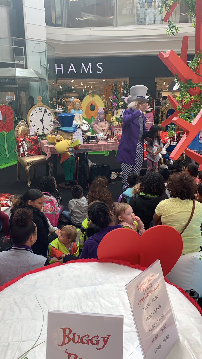jagsconnect's tweet photo. Another FUN day!! At the #SummerProject19 the children saw a Alice in Wonderland show, then went to Wandle Park and burned of all their energy 😅. https://t.co/VgSJ7YfwH2